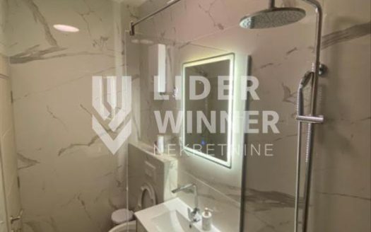 Lux 2.0, centar, dvorište