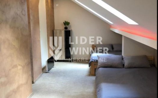 Lux 2.0, centar, dvorište