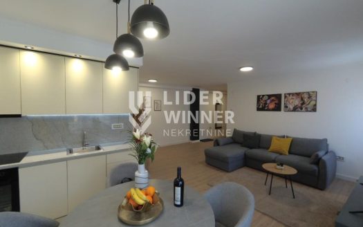 2.0 lux stan, novogradnja, parking mesto