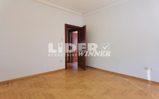 Stan na top lokaciji