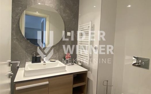 Fantastična ponuda, Beograd na vodi