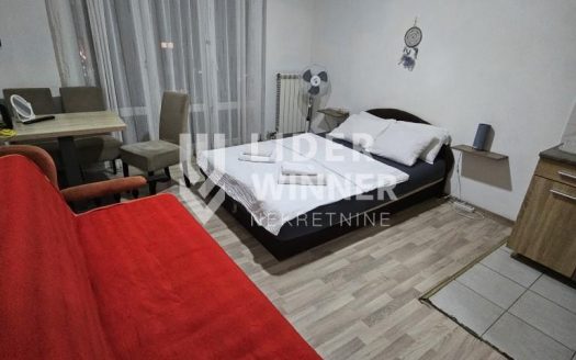 Opremljen 0.5 studio