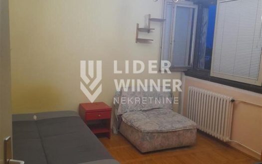 2.5 stan, Gornji grad