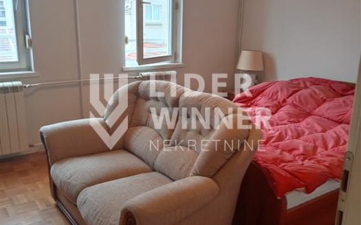 Odličan stan na Bežanijskoj kosi