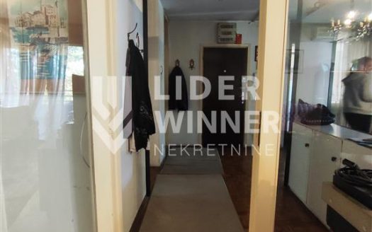 Na odličnoj lokaciji, I sprat, 3.5