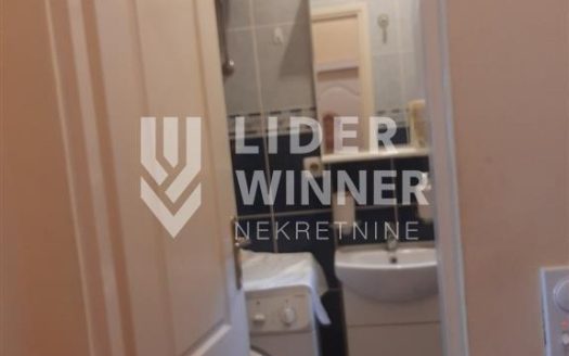 Salonac – Cvetni trg – retko u ponudi