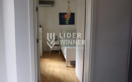 Lux salonac u Molerovoj