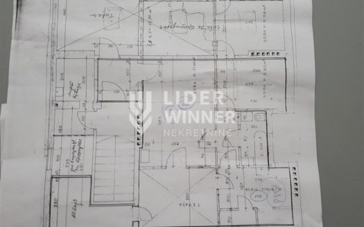 Izuzetan stan na Slaviji