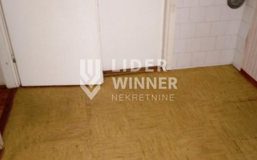 Adaptibalan, uknjižen