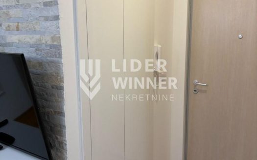 Lux stan sa dva garažna mesta