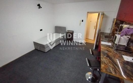 Renovirana garsonjera u Braće Jerković