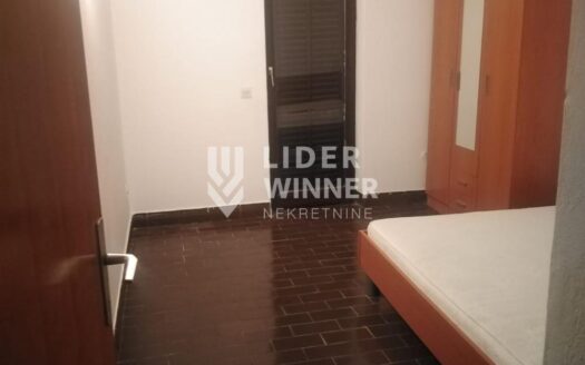 Kuća u Petrovcu 800m od plaže